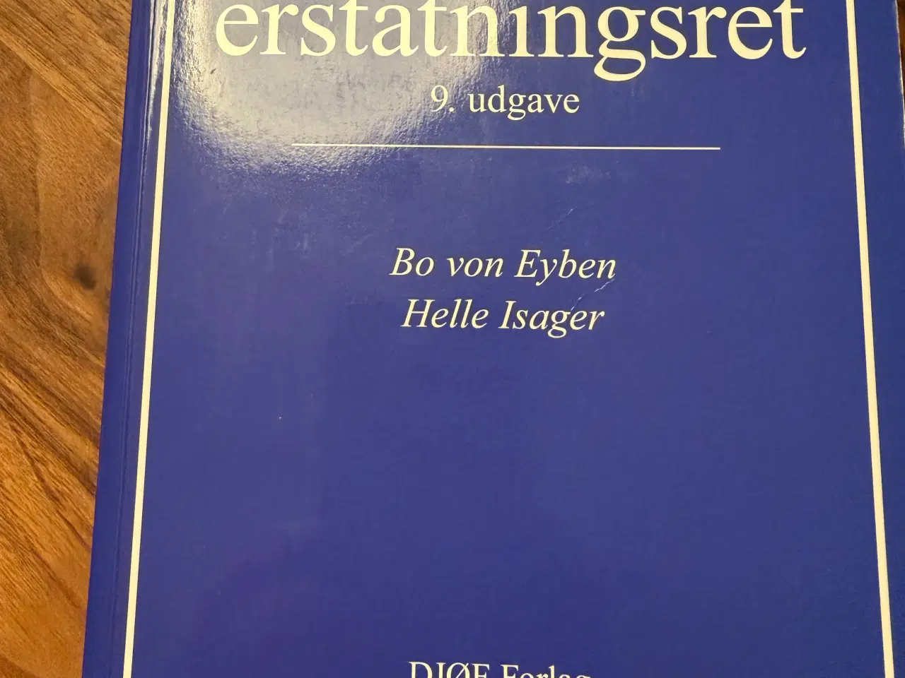 Billede 1 - Lærebog i erstatningsret
