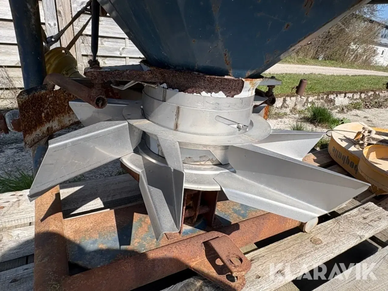 Billede 7 - Gødningsspreder Bøgballe B 700