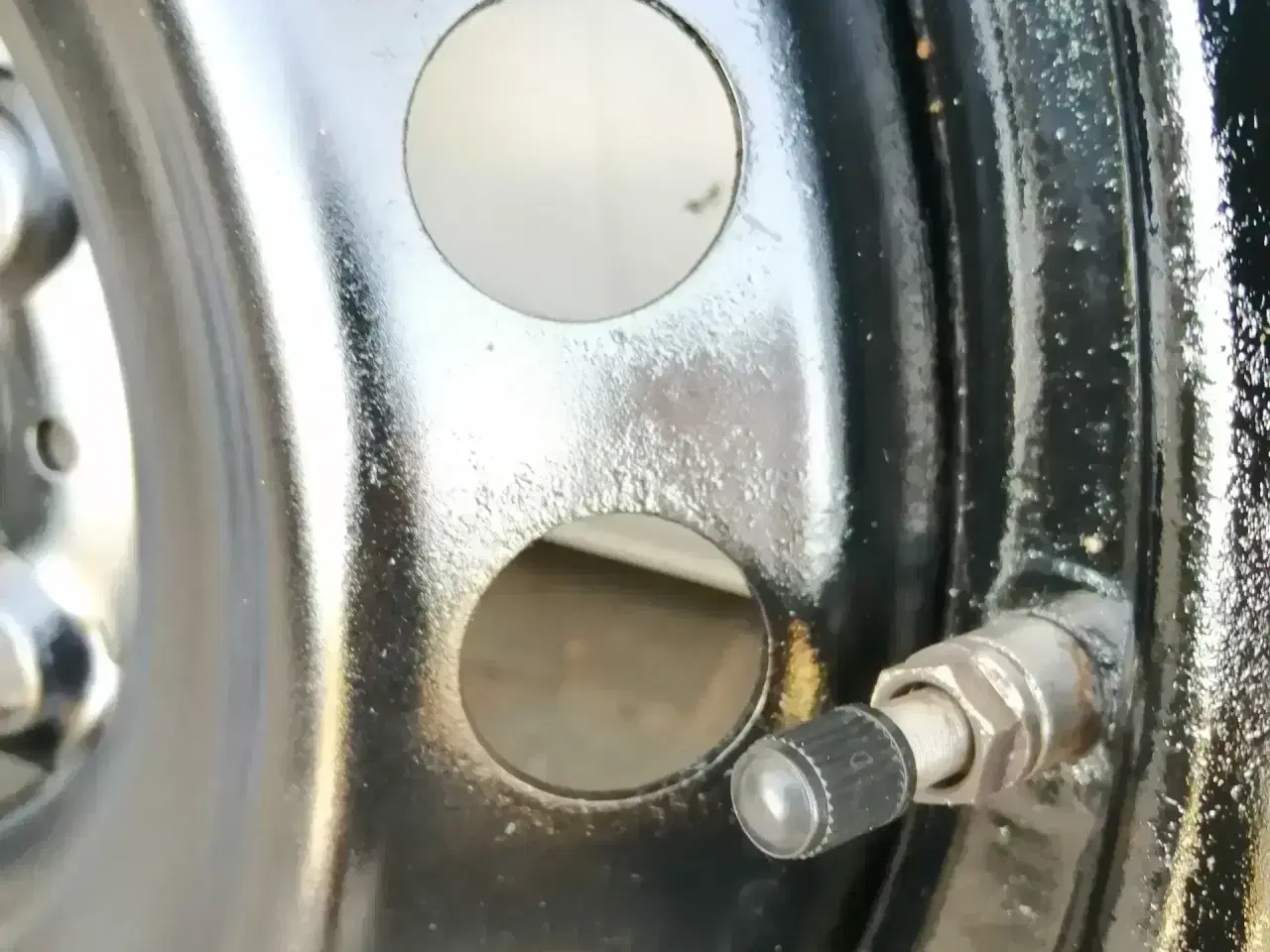 Billede 3 - Qashqai, Tpms, 16" vinterdæk + nye hjulkapsler