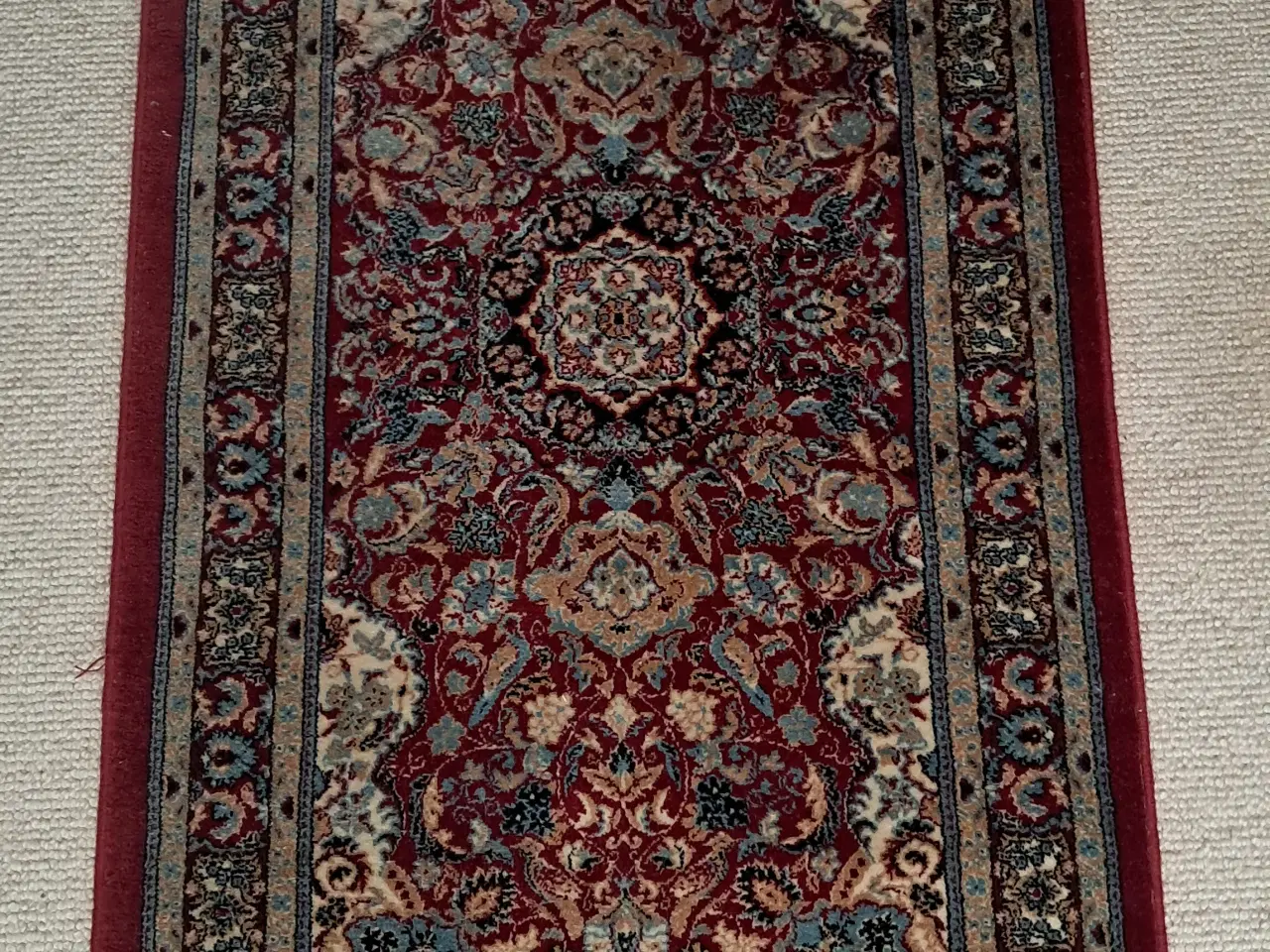 Billede 2 - Flot rød løber 170x85