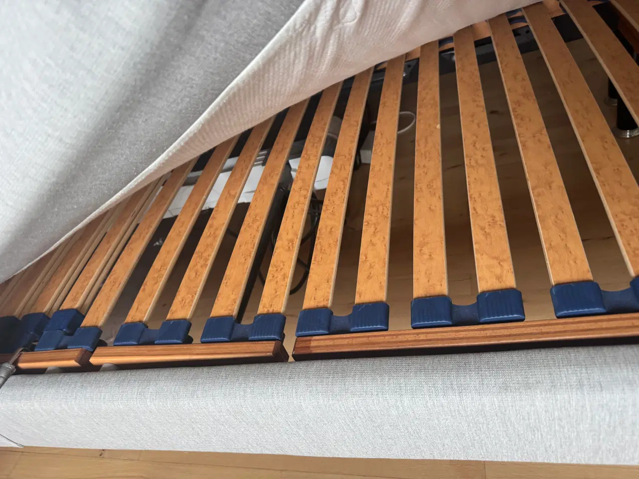Billede 3 - Wonderland elevationsseng 180x200 med WELLPUR topm
