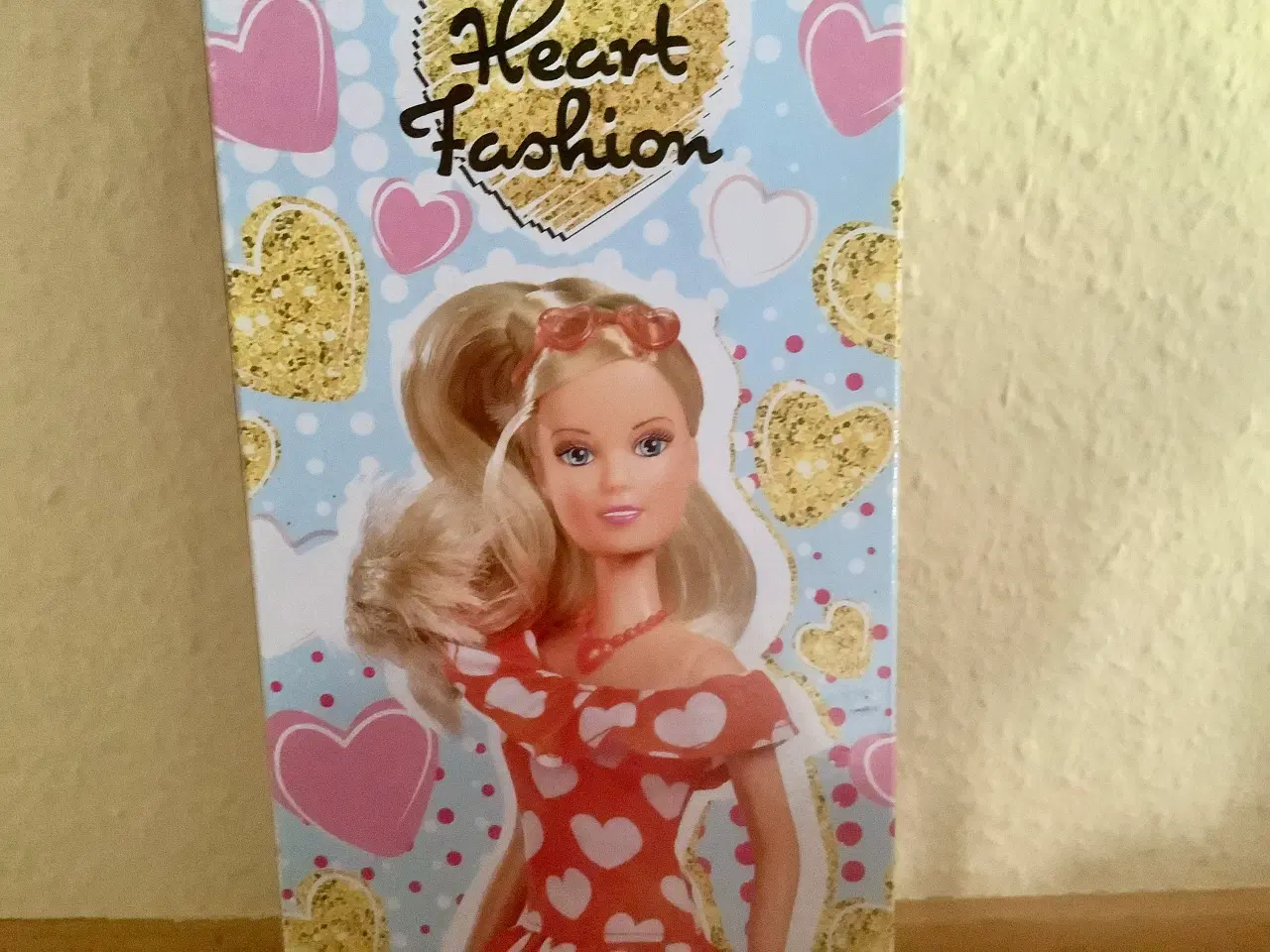 Billede 4 - Steffi Love - ny i æsken.