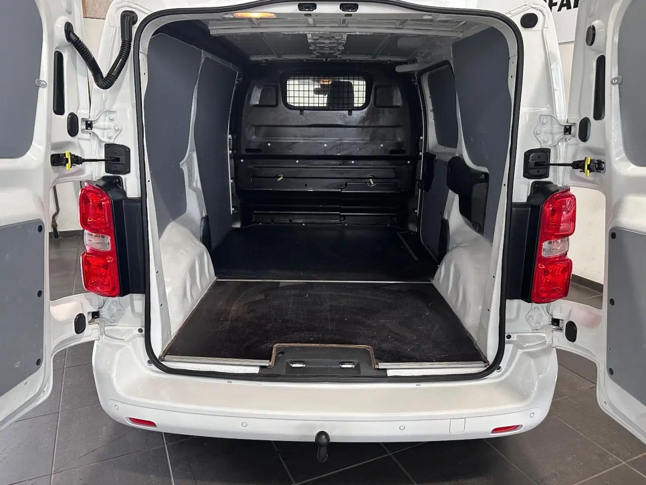 Billede 14 - Peugeot Expert 2,0 BlueHDi 177 L2 Ultimate EAT8 Van