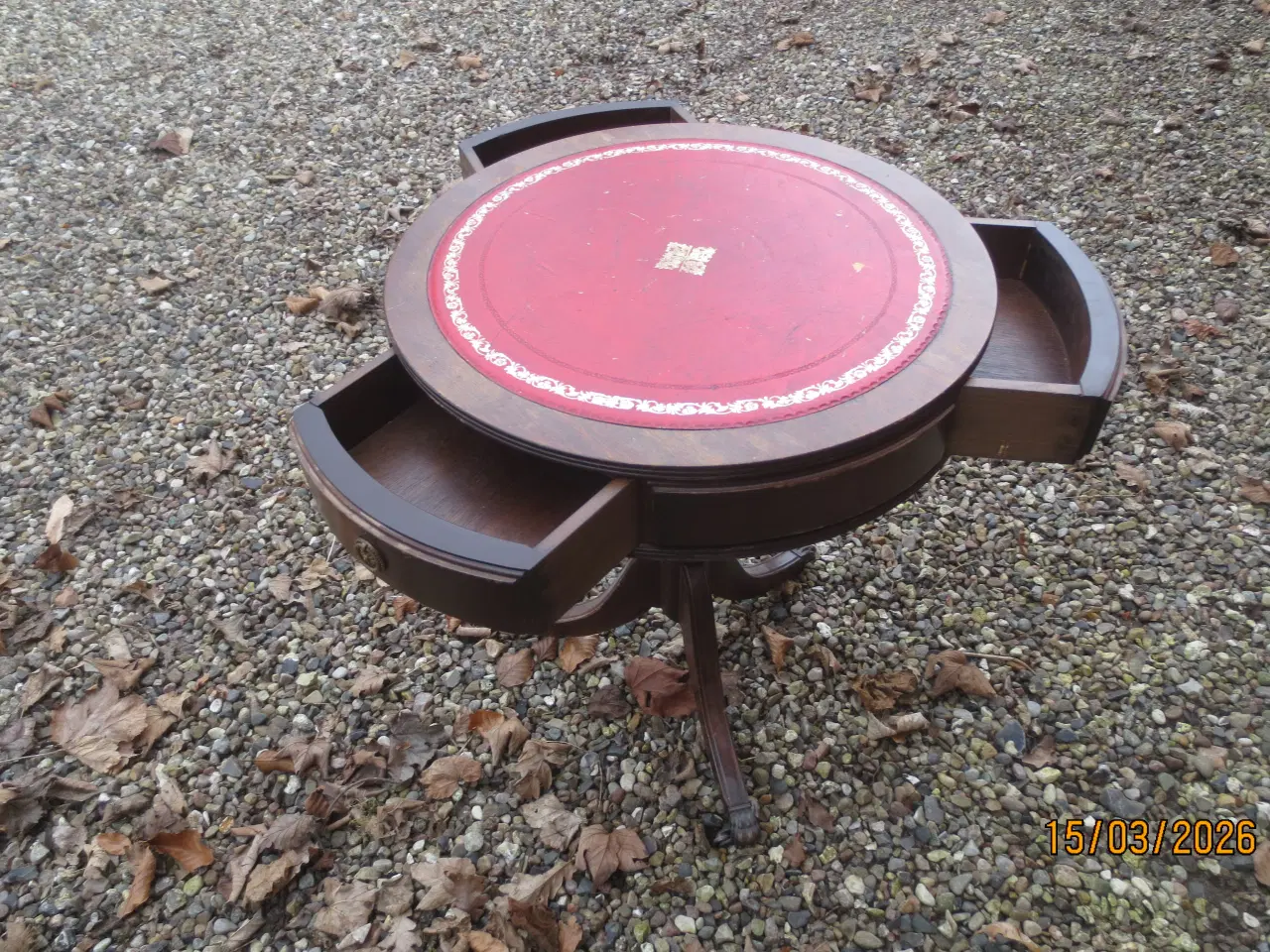 Billede 4 - 1 stk Rund Sidebord med 3 skuffer