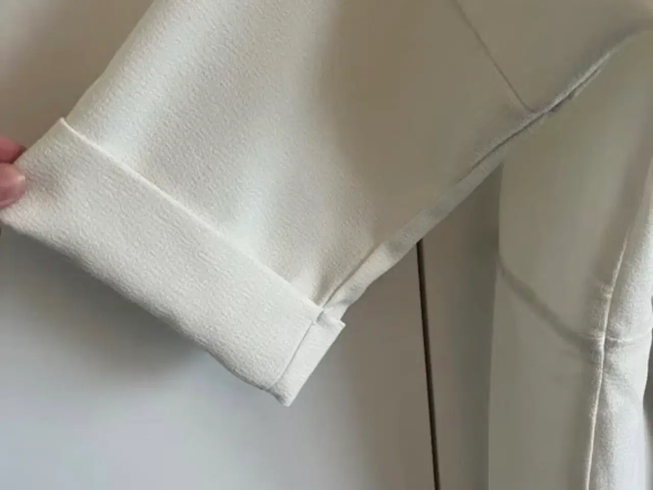 Billede 4 - Hvid oversized cardigan