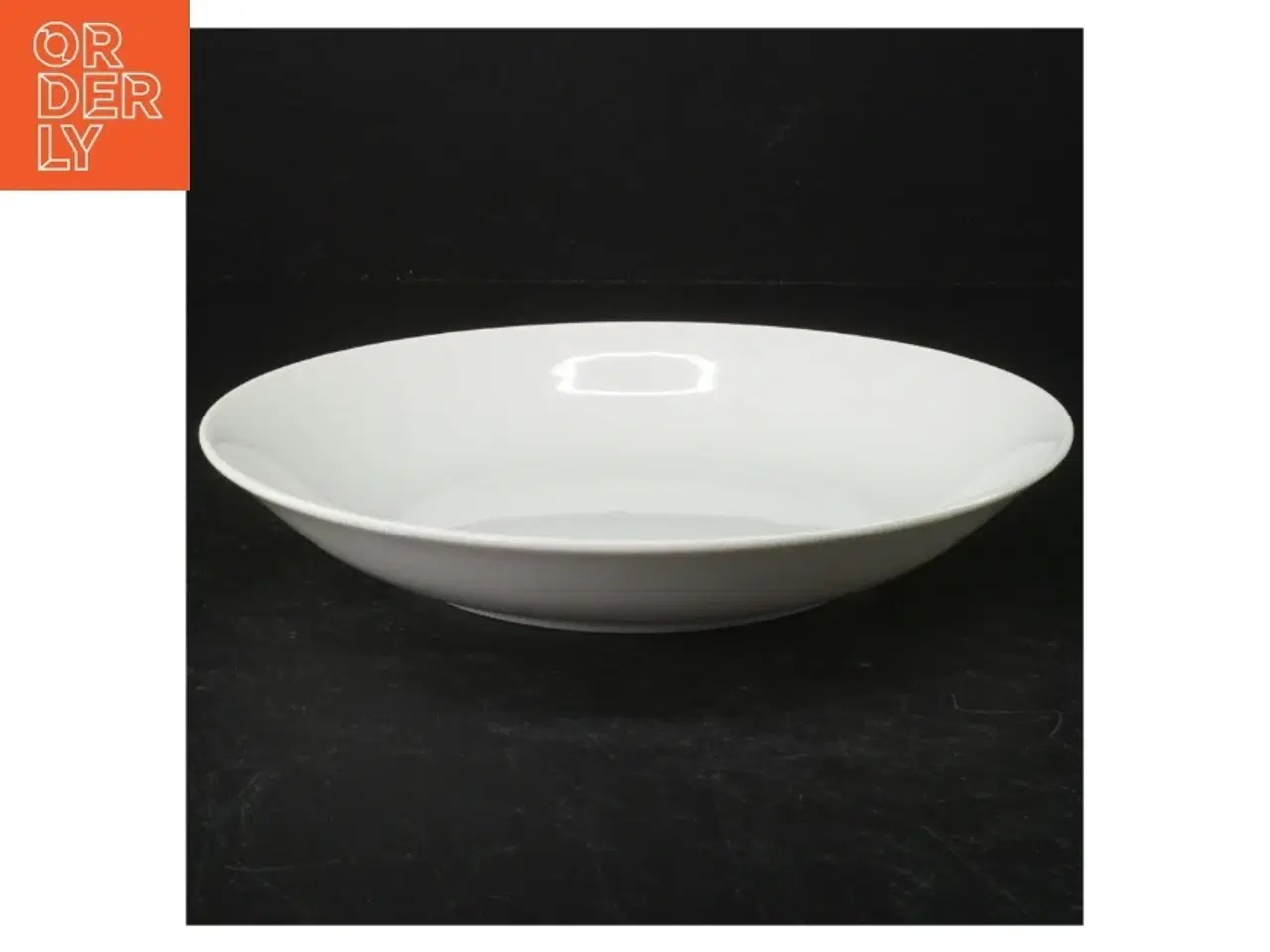 Billede 1 - Hvide porcelænstallerkener (str. Ø. 22 cm)