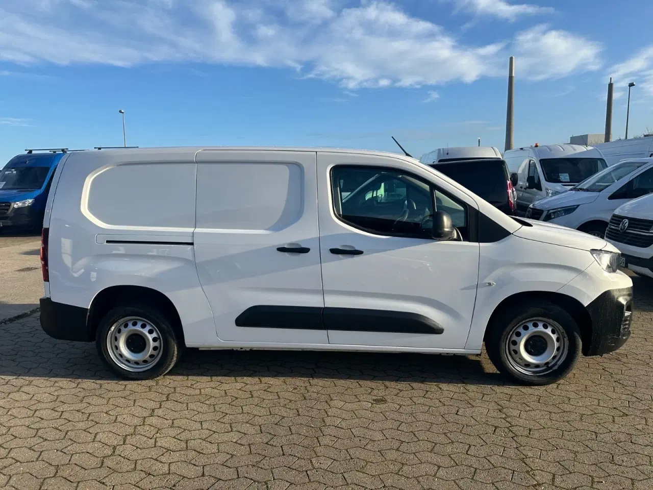 Billede 3 - Peugeot Partner 1,2 PureTech 110 L2V2 Plus Van