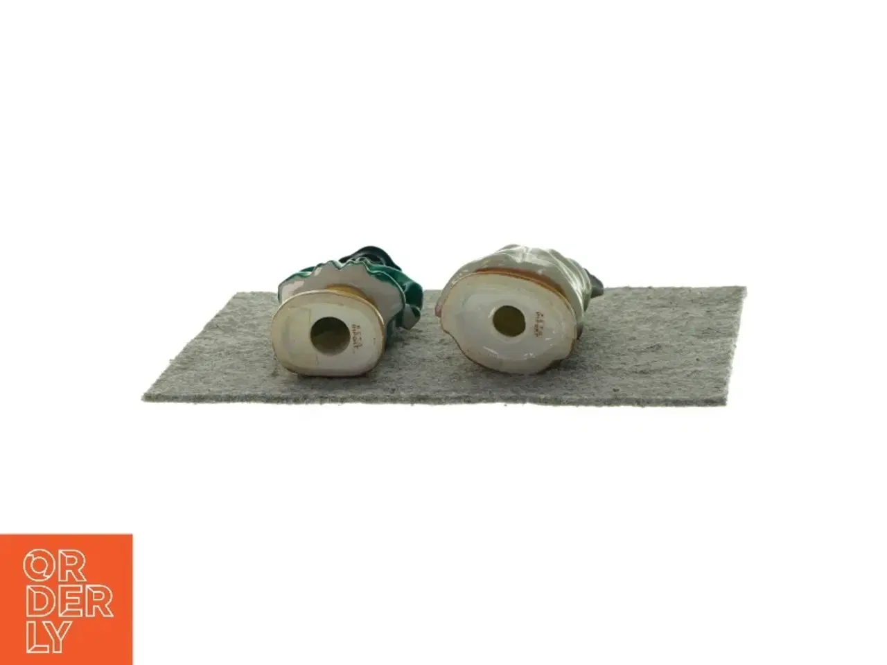 Billede 4 - Dekorativ figurer 2 stk. (str. 15 x 7cm)
