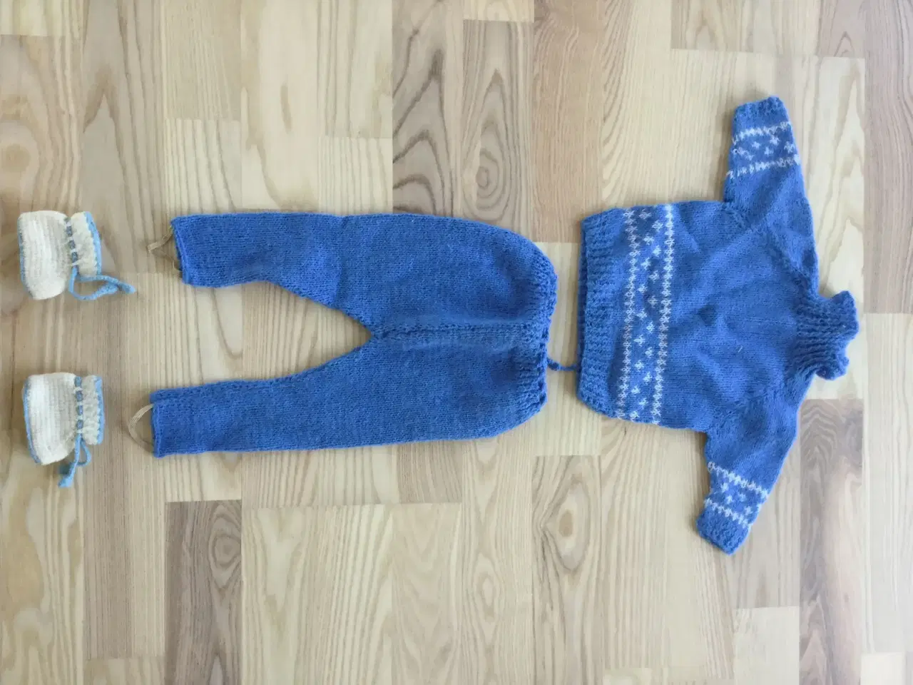 Billede 1 - Celloliddukke fra 60erne.