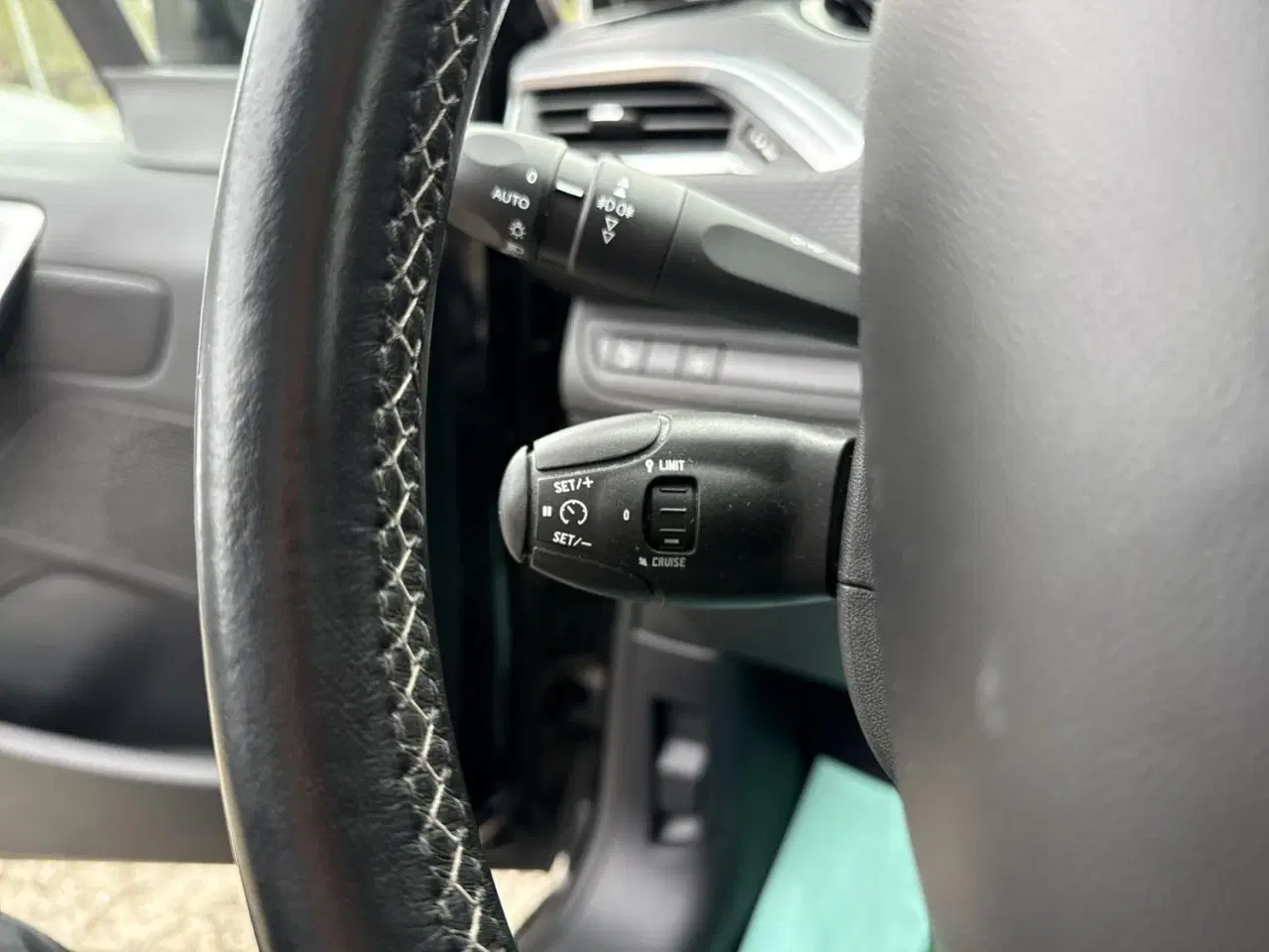 Billede 20 - Peugeot 2008 1,2 e-THP 110 Allure Sky