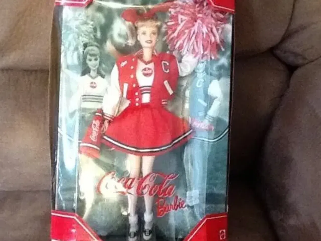 Billede 2 - BARBIE COCA COLA cheerleader dukke