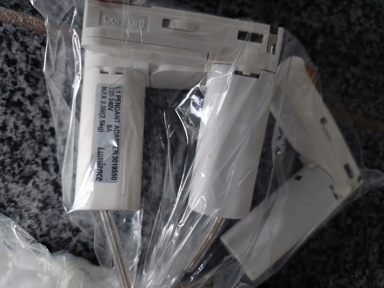 Billede 2 - Lysskinne med 3 udtag