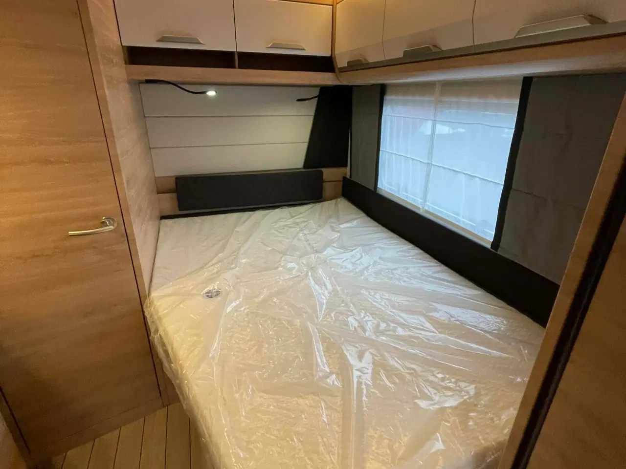 Billede 10 - 2026 - Knaus Südwind Black Edition 500 UF