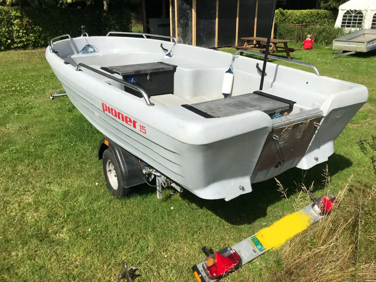 Billede 2 - Pioner 15 med motor og trailer