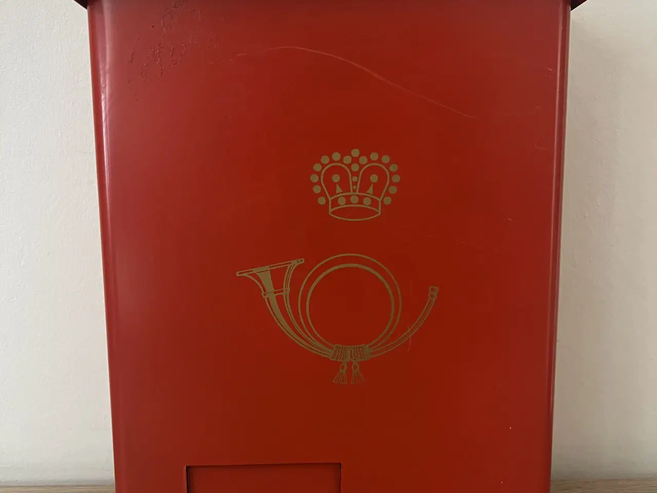 Billede 4 - Flot lille rød postkasse med postlogo