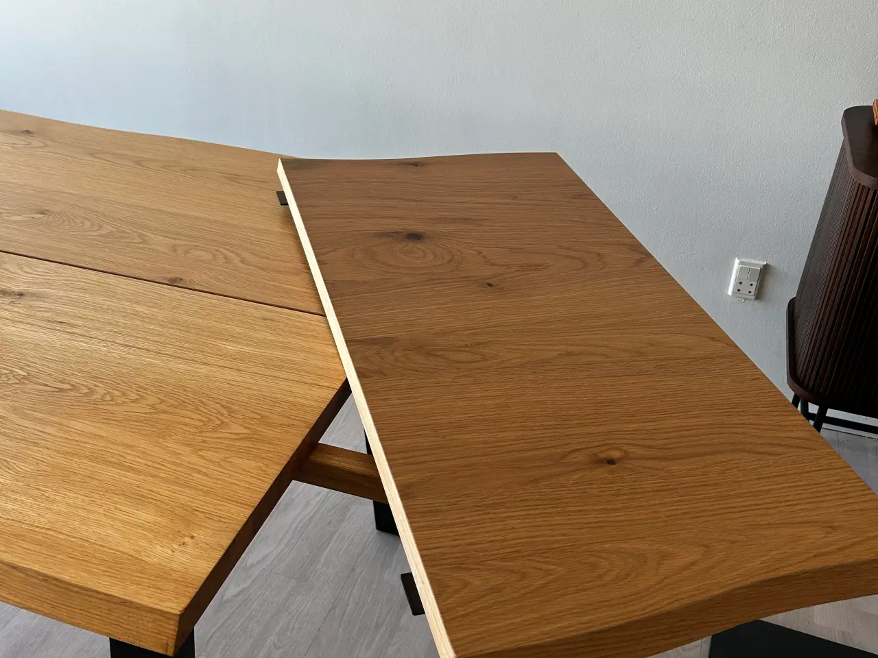 Billede 8 - Dining table (Jysk 160 cm and extendable)