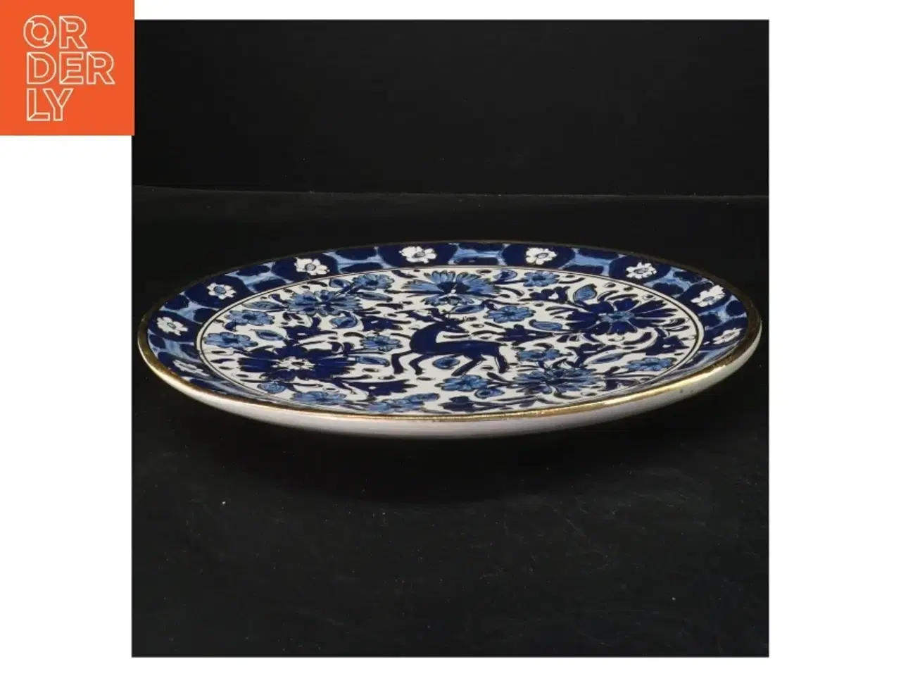 Billede 2 - Dekorativ porcelænstallerken med blåt mønster (str. Ø 27 cm)