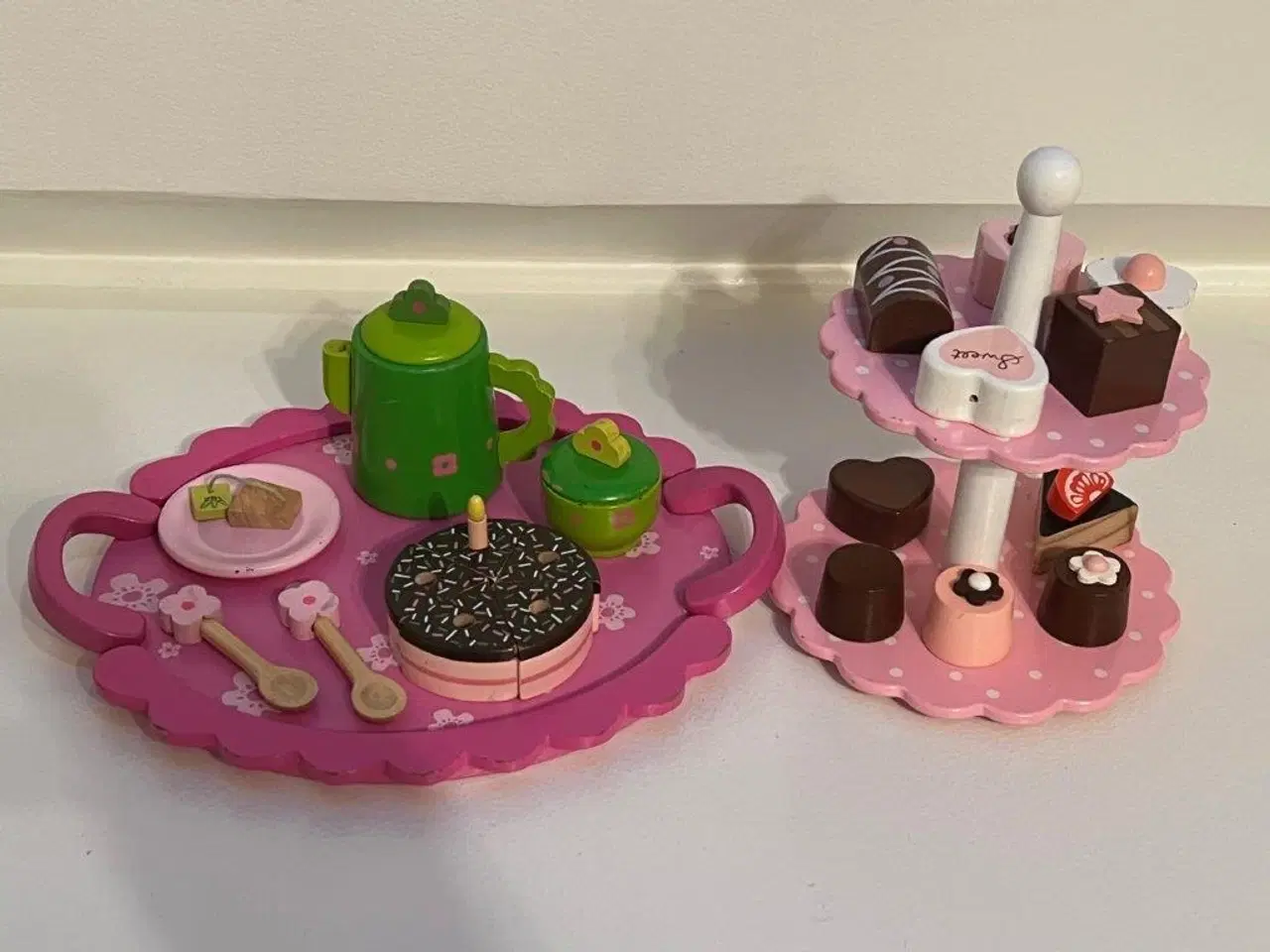 Billede 1 - Trælegetøj til køkken