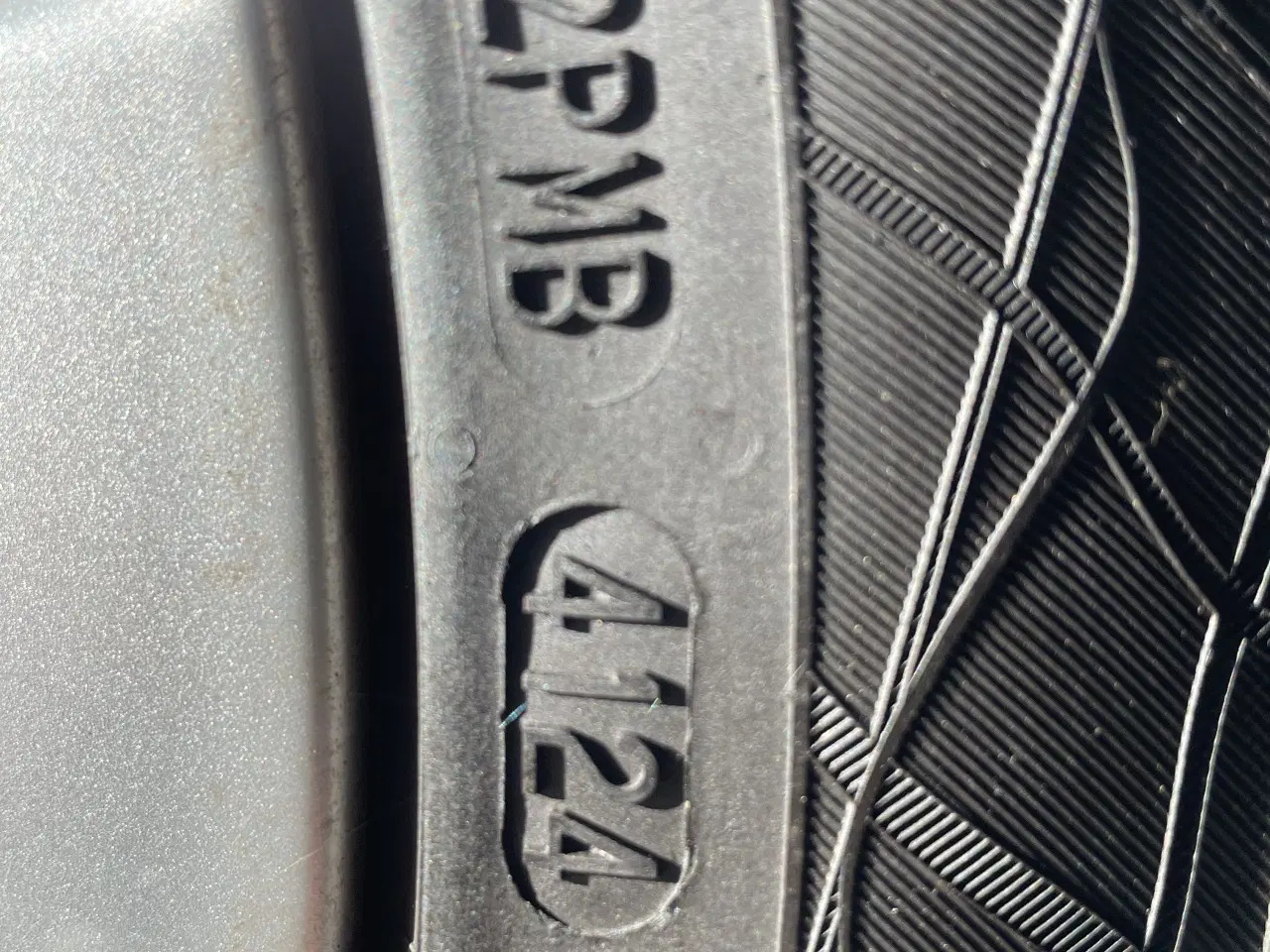 Billede 13 - Nye Continental sommerdæk på 17 Mercedes Alufælge 