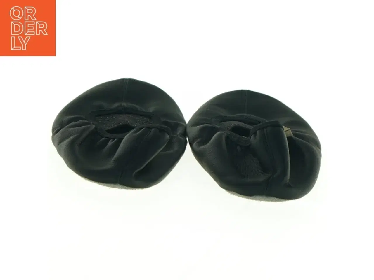 Billede 5 - Sorte balletsko til børn fra H&M (str. 28)