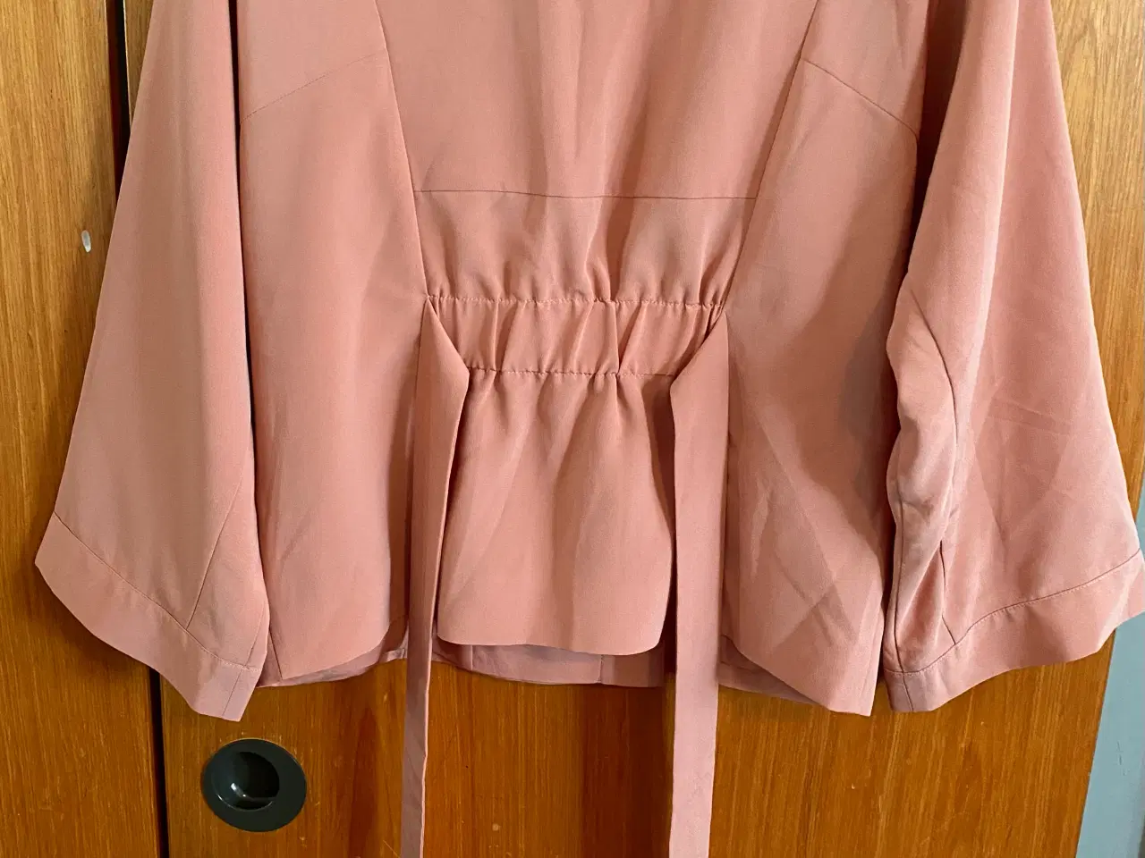 Billede 3 - Fin jakke til salg