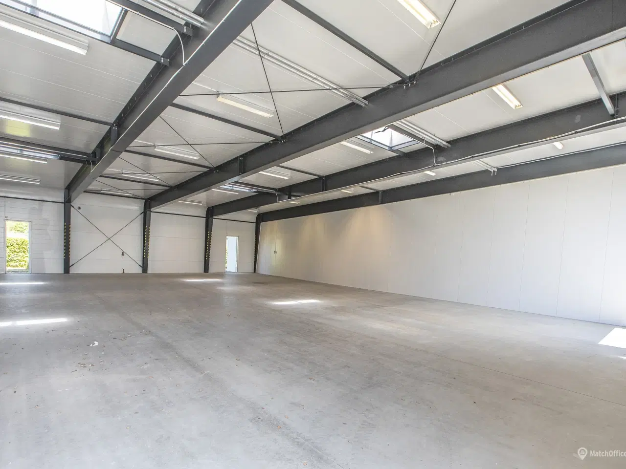 Billede 10 - 471 kvm. tørt. opvarmet og højloftet lager kombineret med 60 kvm. indbydende kontor