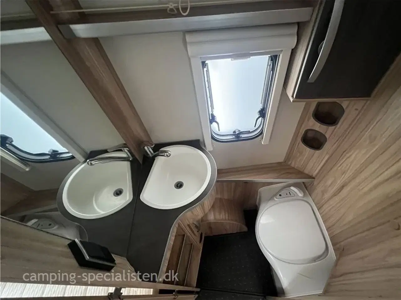 Billede 9 - 2018 - Hymer Feeling 470   2018 Hymer Feeling 470 m. hævetag - se den nu hos Camping-Specialisten.dk