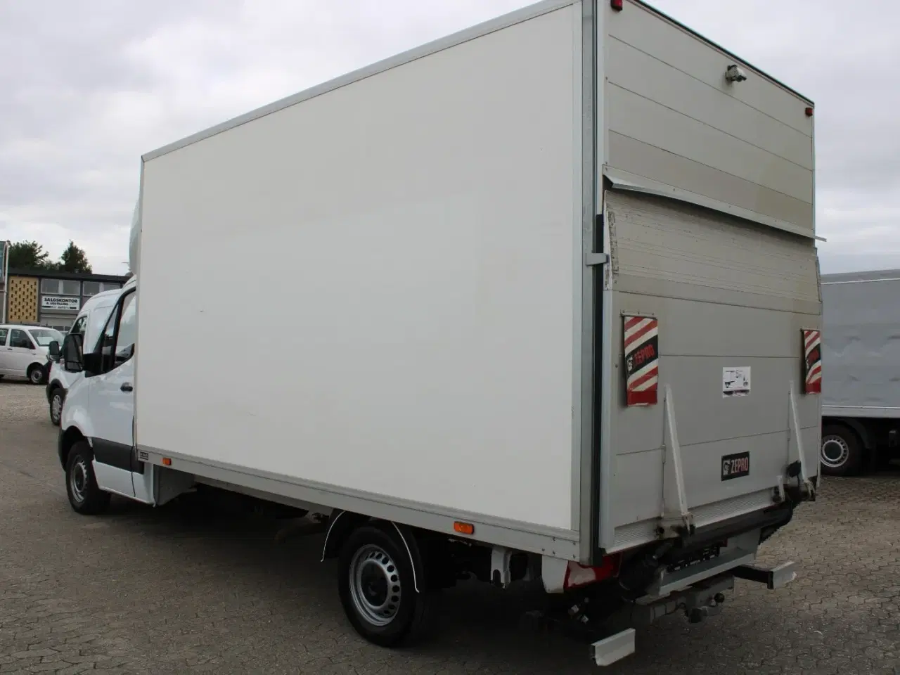 Billede 8 - Mercedes Sprinter 317 2,0 CDi Alukasse m/lift aut. RWD