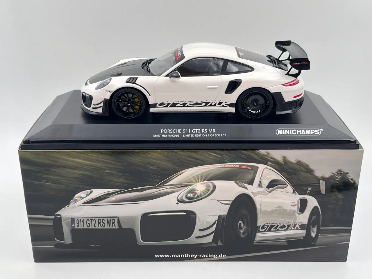 Billede 10 - 2019 Porsche 911 GT3 RS MR - Minichamps - 1:18