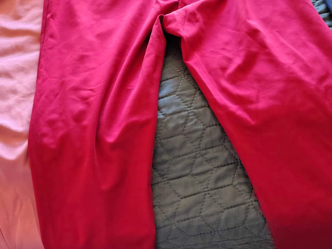 Billede 2 - Leggings 4stk sælges.