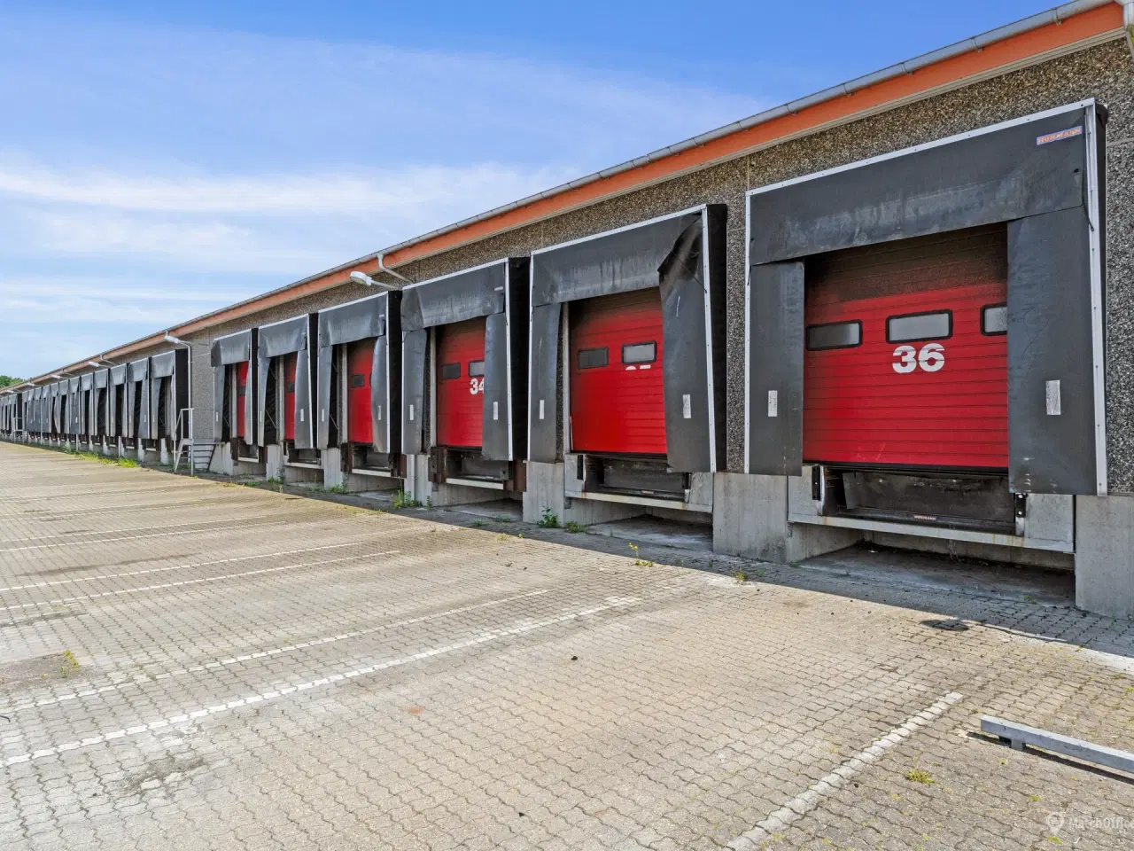 Billede 12 - Effektiv cross-dock med moderne kontorfaciliteter og optimal placering