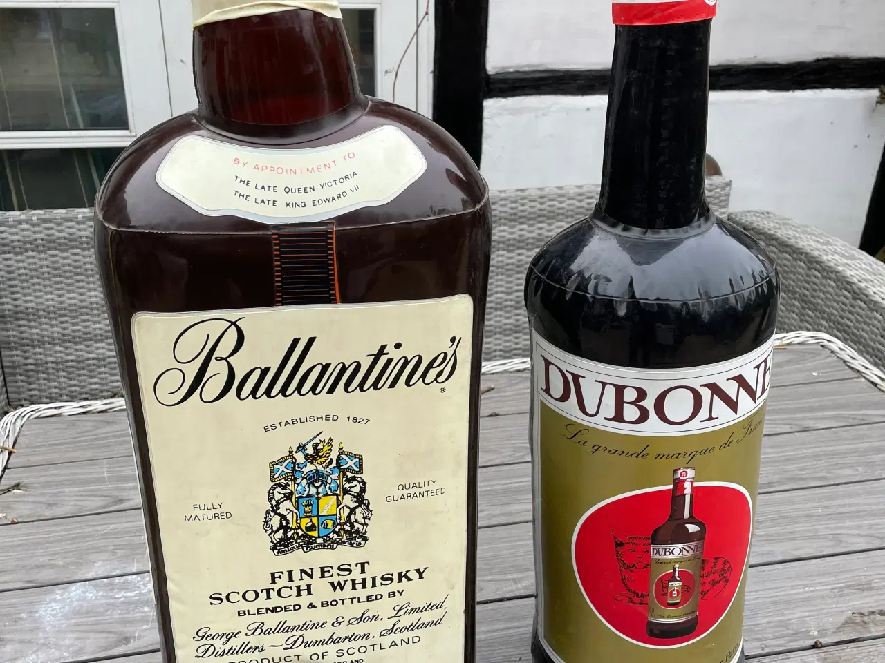 Billede 1 - Gl. spiritus reklamer, Ballantines og Dubonnet 