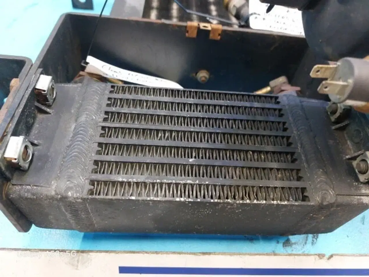 Billede 17 - Claas Axion 840 Kondensator 0011056530