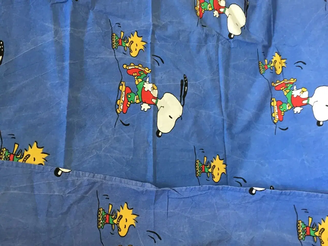 Billede 4 - Snoopy gardiner til salg