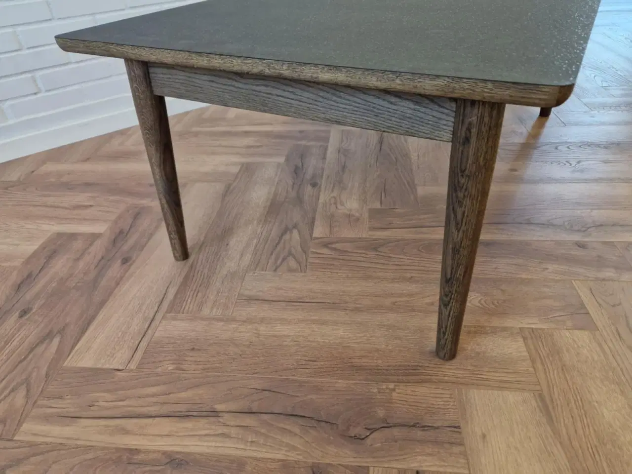 Billede 7 - Nyt stort sofabord med stone look laminat 