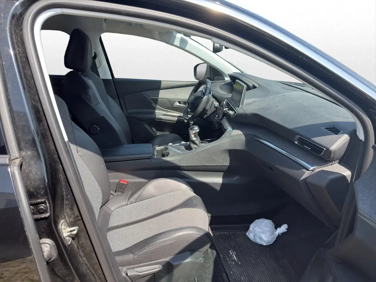 Billede 13 - Peugeot 5008 1,6 BlueHDi 120 Strike 7prs