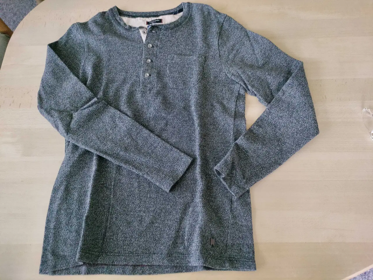 Billede 3 - Peak Performance polo+ Jack & Jones trøje. 