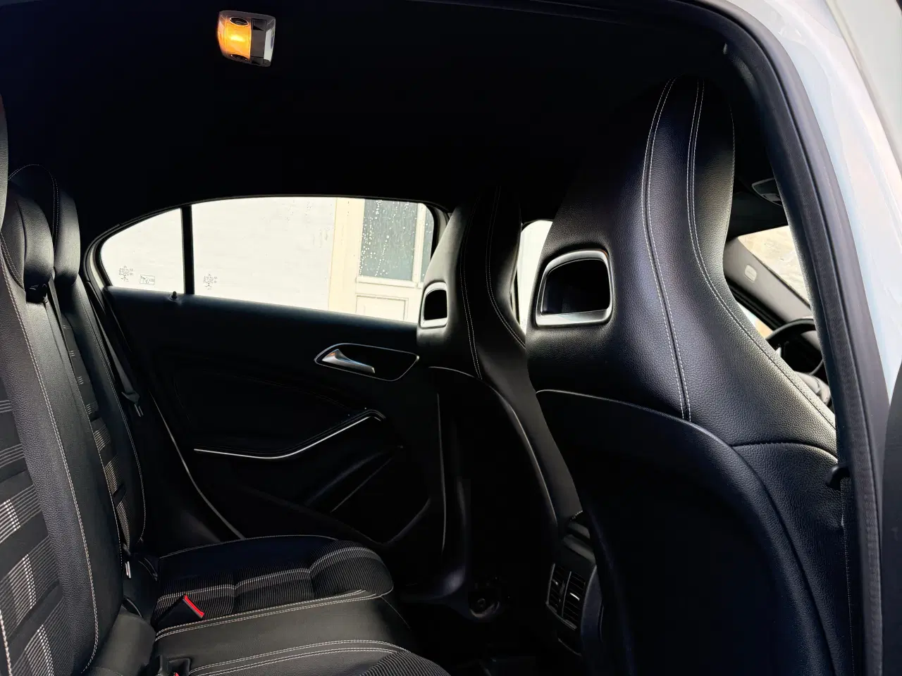 Billede 7 - Lækker yderst velholdt Mercedes A200D