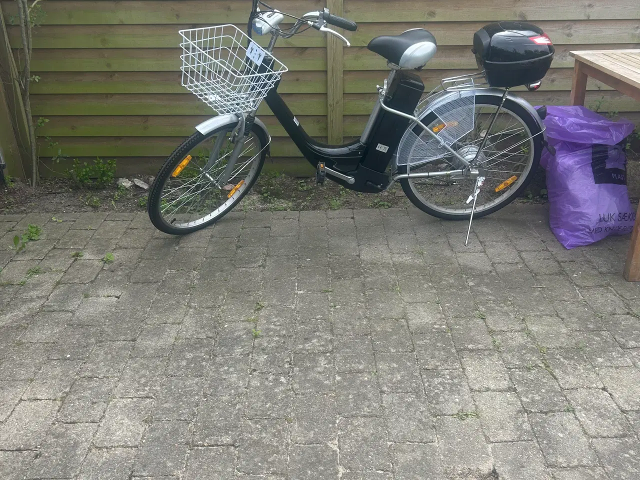 Billede 1 - Dame elcykel 
