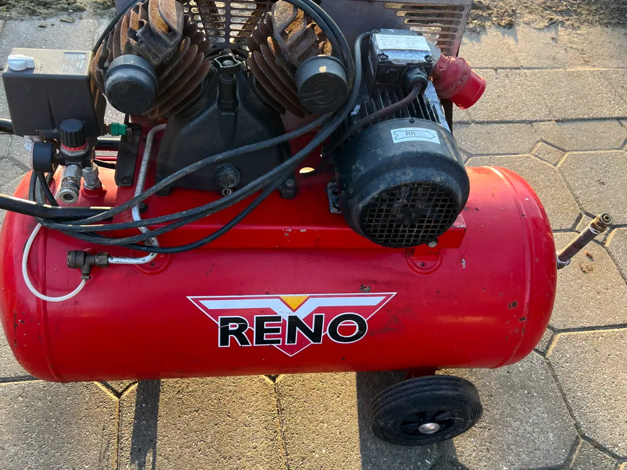 Billede 1 - Reno kompressor  95L tank 