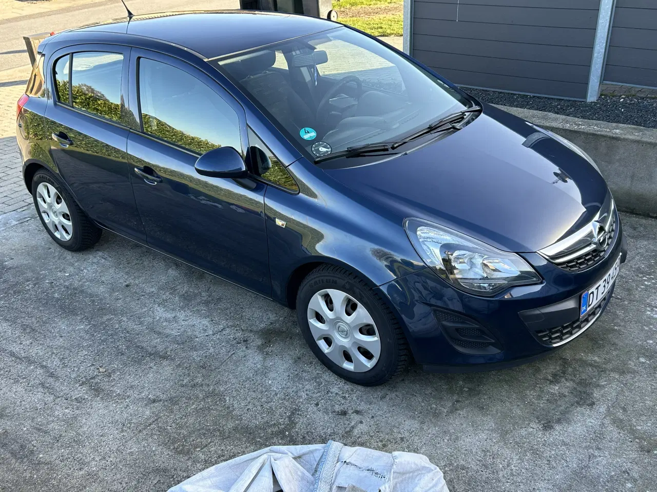 Billede 3 - Velholdt Opel Corsa 1,2i Twinport Enjoy 5-dørs