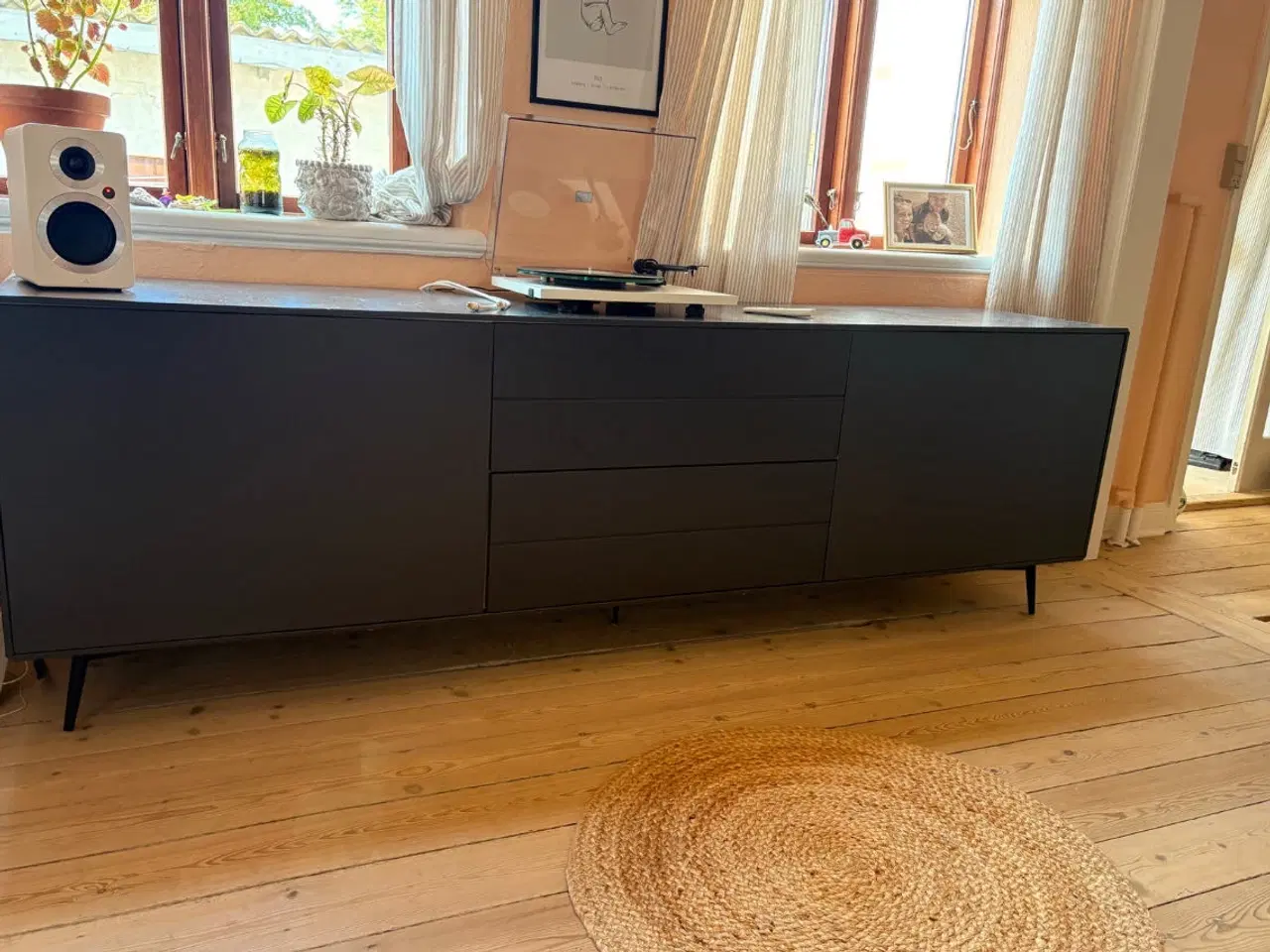 Billede 1 - Boconcept Fermo Skænk