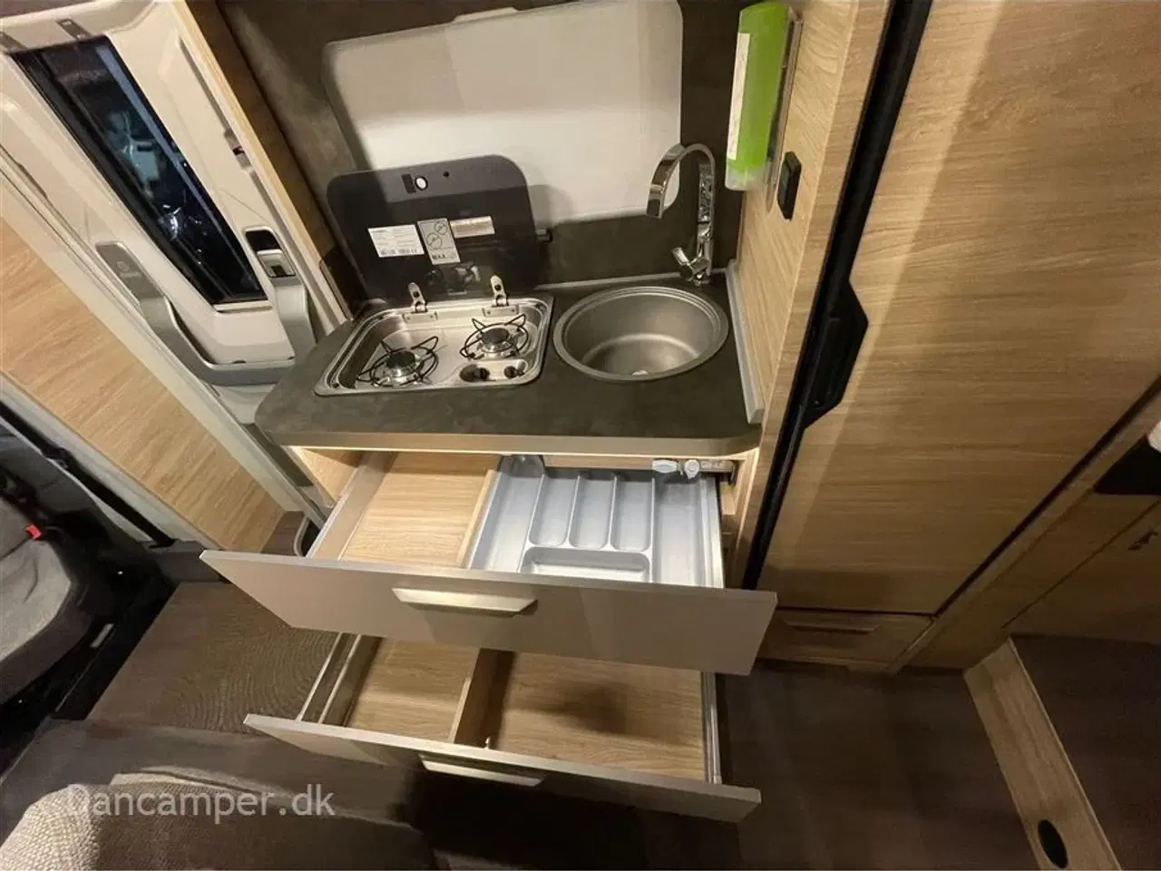 Billede 25 - 2024 - Knaus Van Ti Plus 650 MEG "VW" Platinum Selection Kommissionsbil! Autocamperen for den der ikke kan nøjes. Automatgear, adaptiv fartpilot, luftundervogn m.m.m.