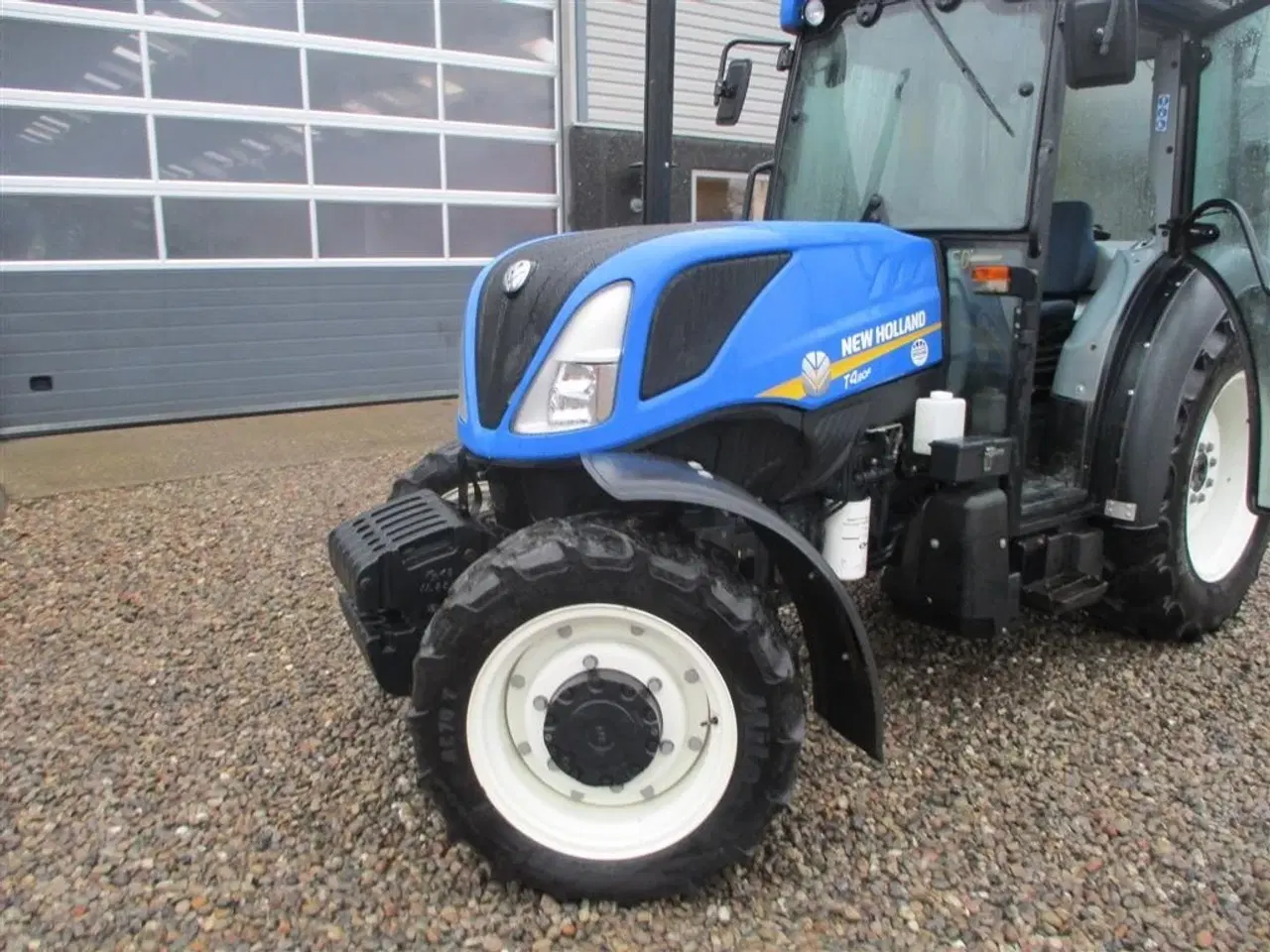 Billede 17 - New Holland T4.80 F SuperSteear med aircondition og koblingsfrit vendergear