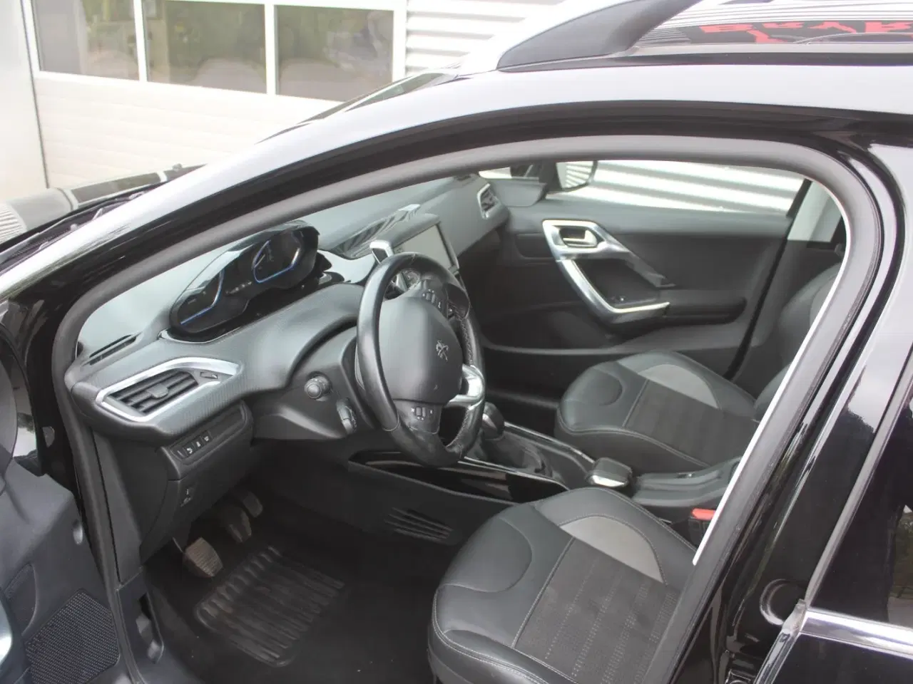 Billede 7 - Peugeot 2008 1,6 BlueHDi 100 Allure Sky