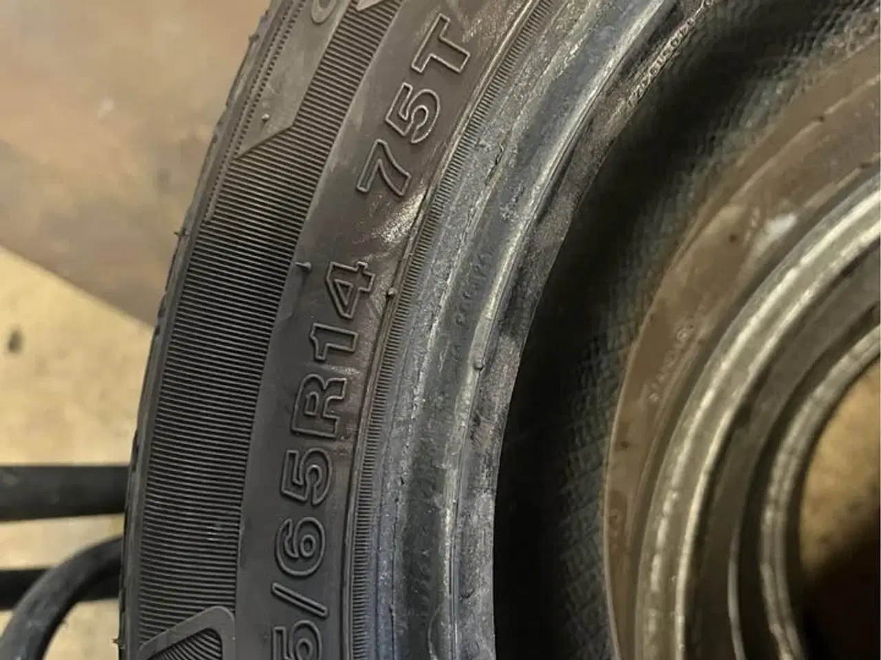 Billede 2 -  4 stk sommerdæk 14”