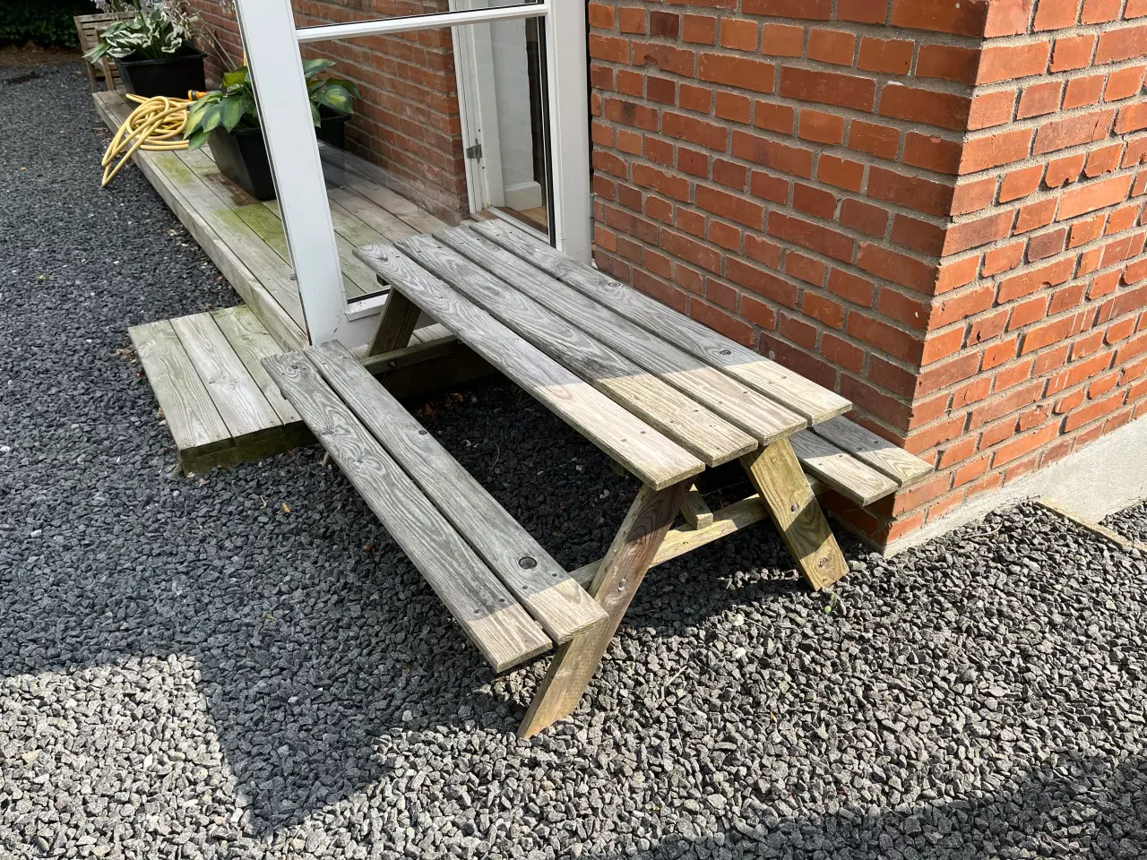 Billede 2 - Bord- og bænksæt til børn