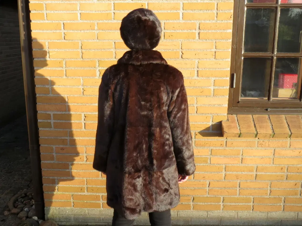 Billede 3 - Kort minkfrakke