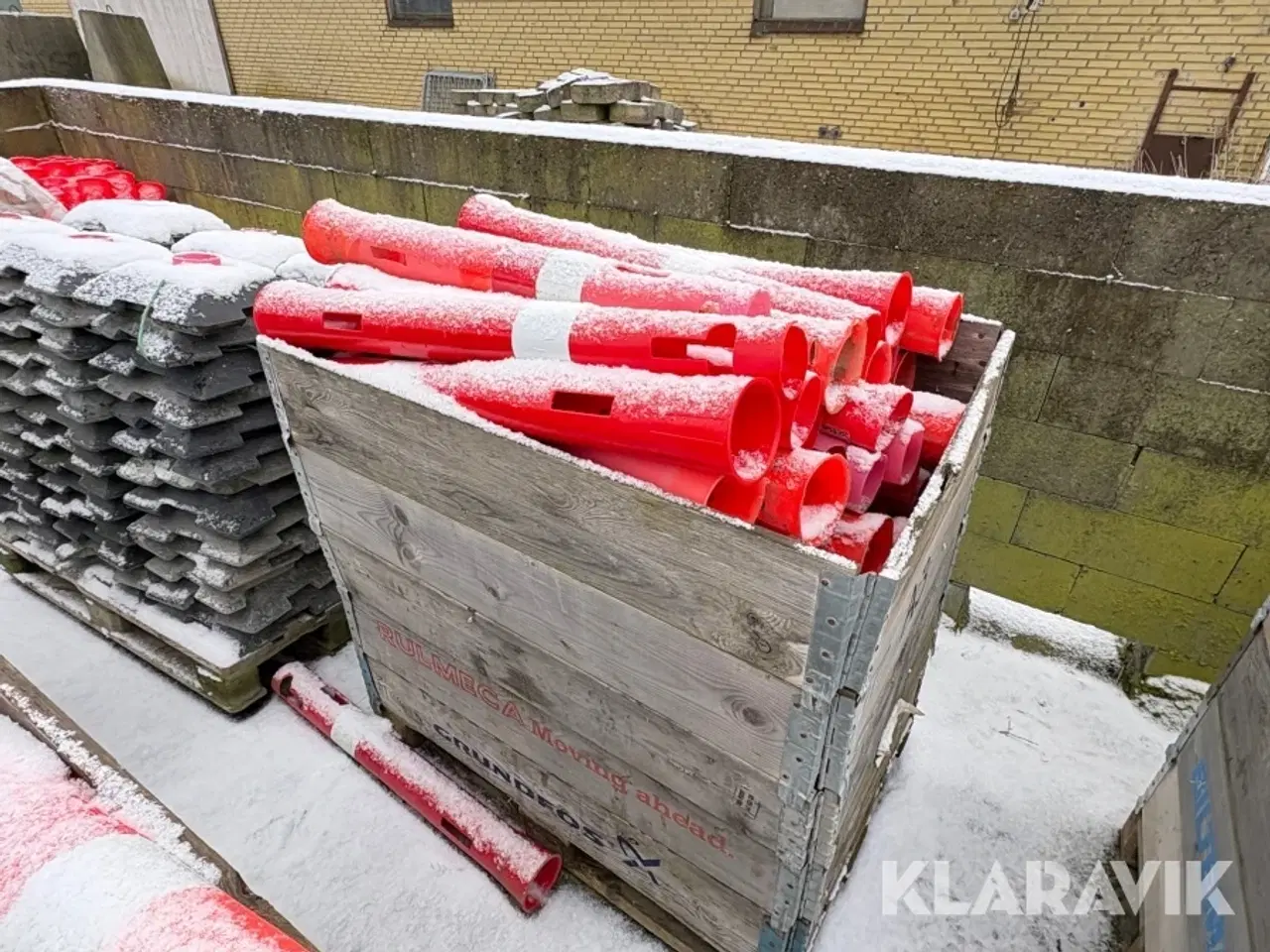Billede 3 - Afspærring 2 paller fødder - 3 paller stolper