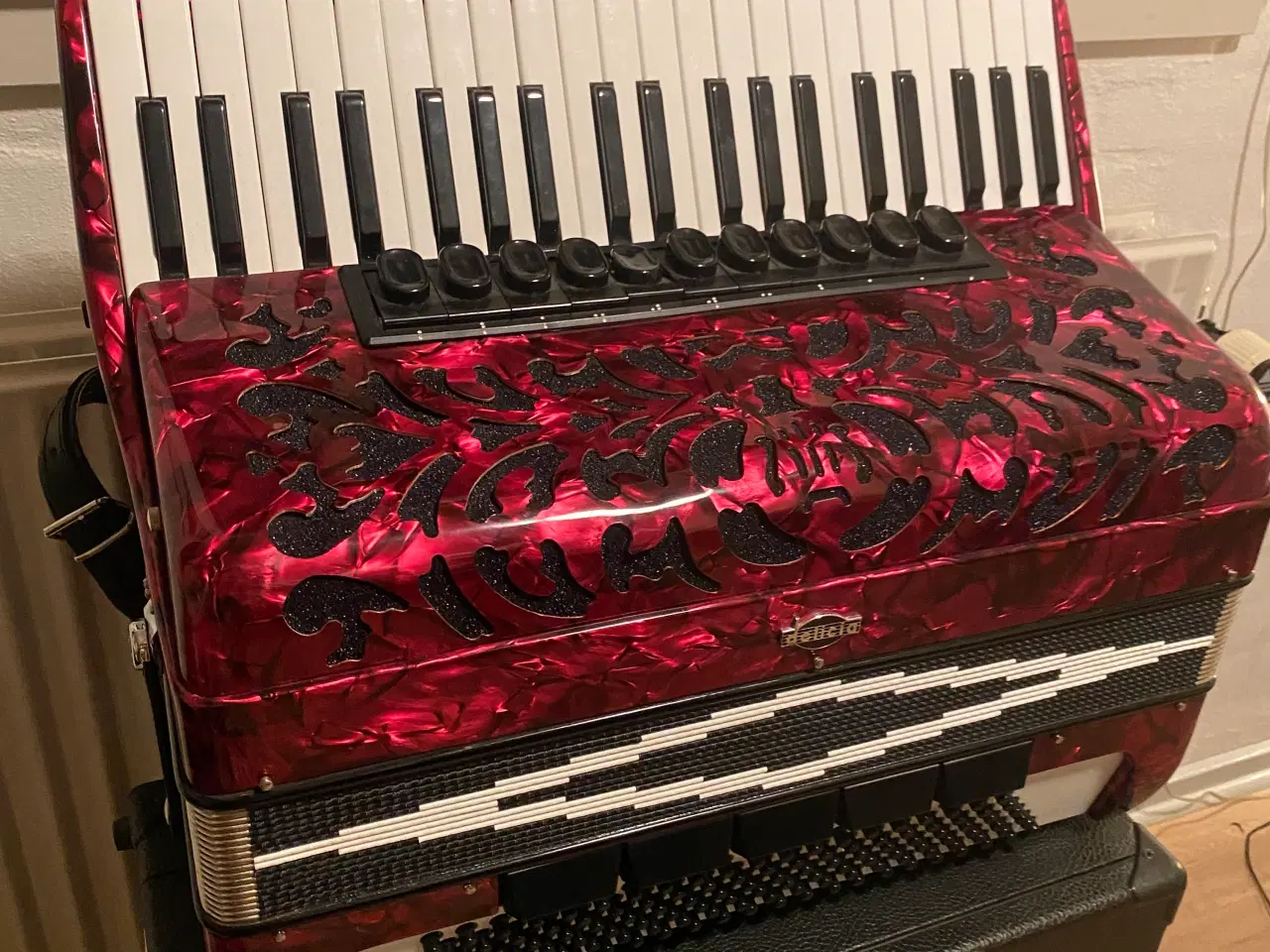 Billede 2 - Harmonika m/Taske